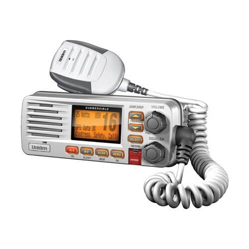 Uniden UM380 Marine CB Radio Review waterproof